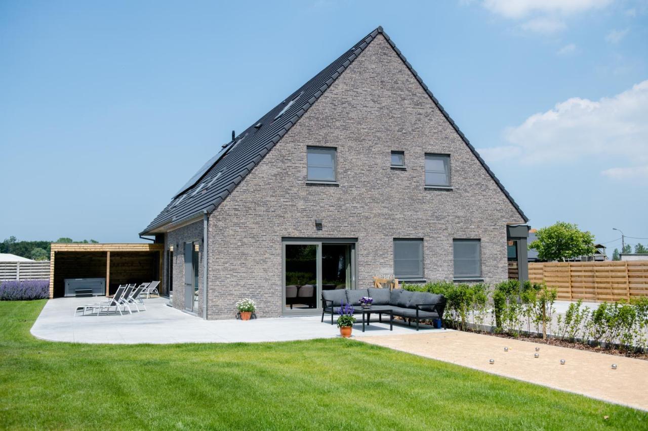 Coq Au Lit: Maison D'Etoile De Haan Exterior photo